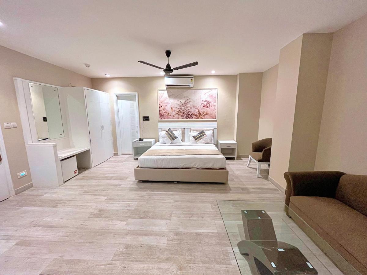 Skon Boutique By Orion Hotels Yeni Delhi Dış mekan fotoğraf
