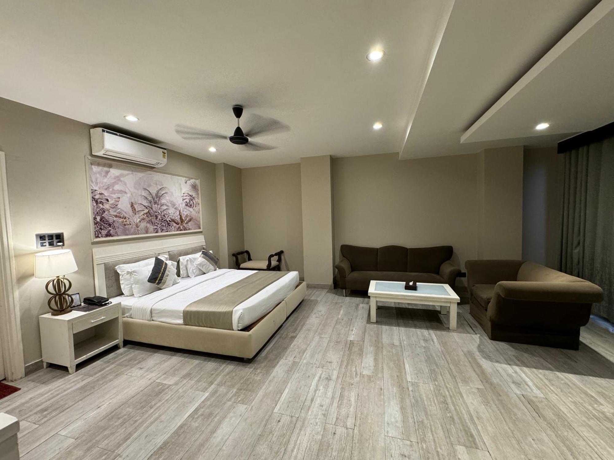 Skon Boutique By Orion Hotels Yeni Delhi Dış mekan fotoğraf